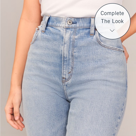 Abercrombie & Fitch Curve Love Ankle Straight Ultra High Rise Jeans Light Wash - Picture 4 of 12